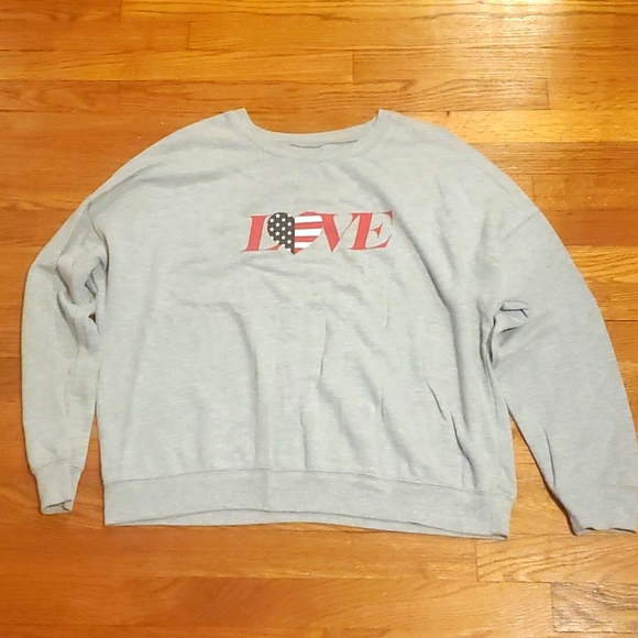 Tops - 🎉4/$8 Womens sweater size XL